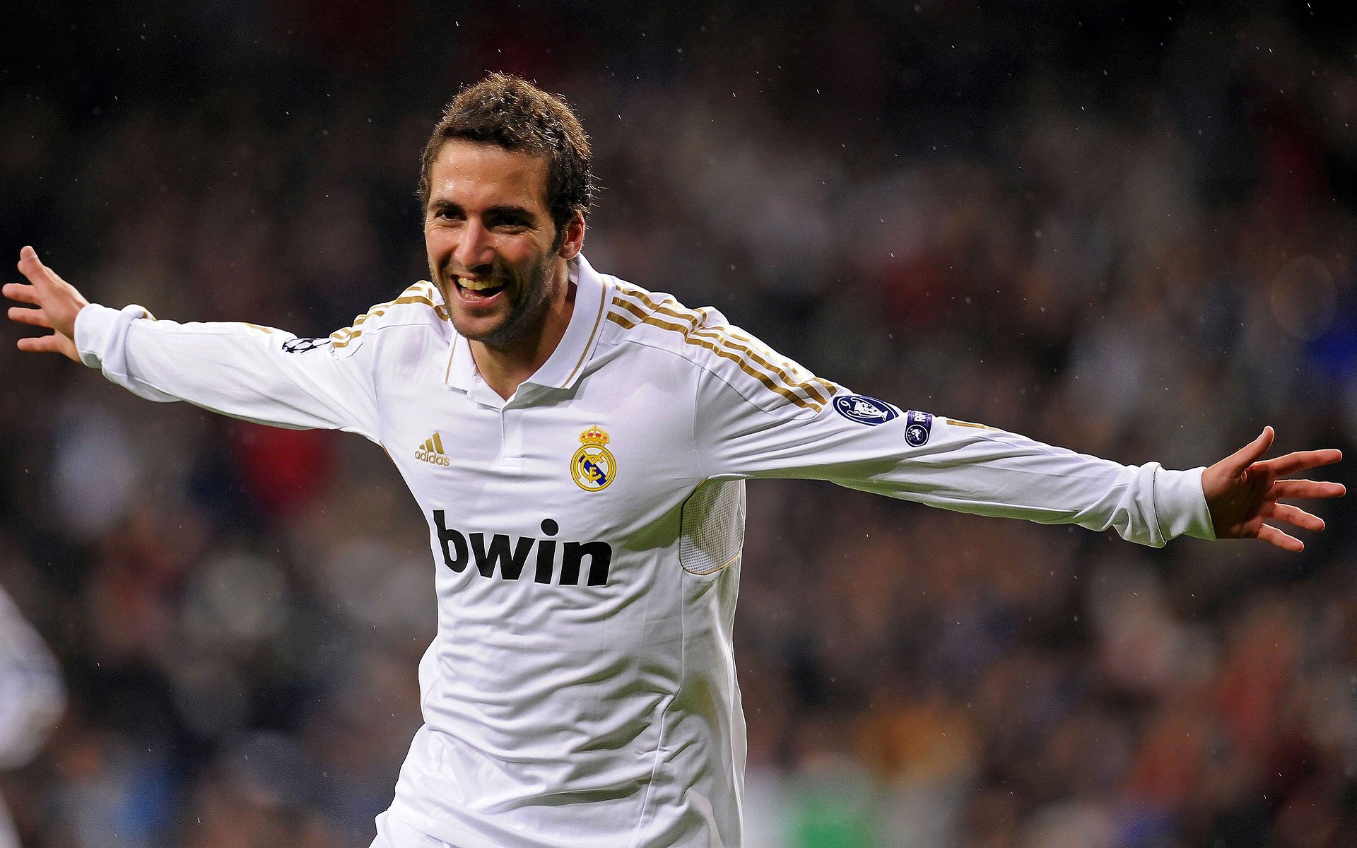 欧冠半决赛首回合战罢 两场强强对话均未分胜负